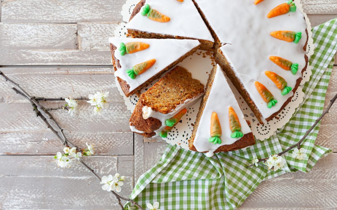 Gâteau à la carotte au fromage à la crème et sauce caramel